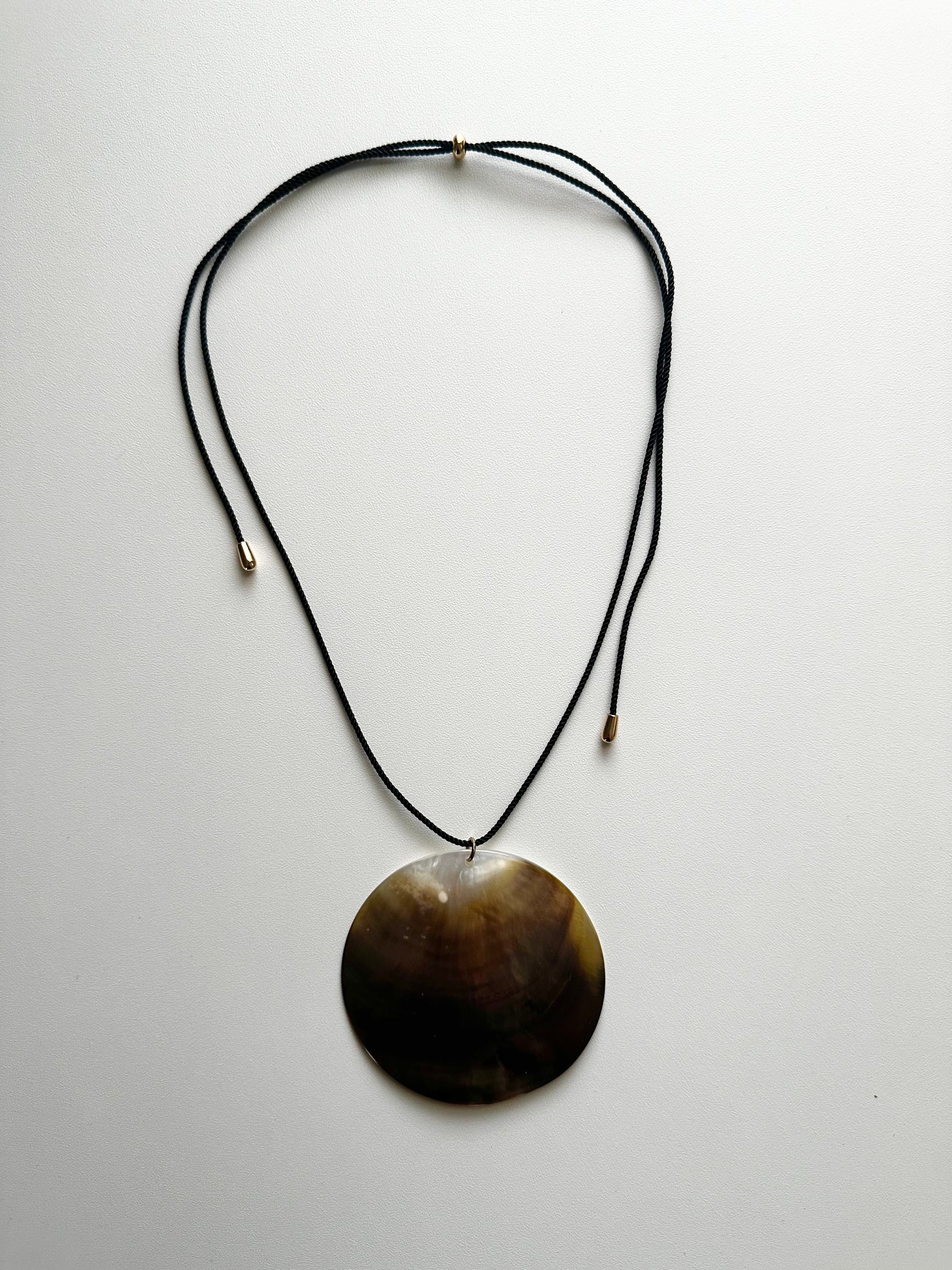 Oversized Shell Necklace
