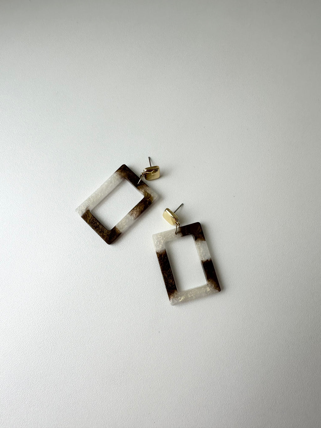 Brown & White Rectangles