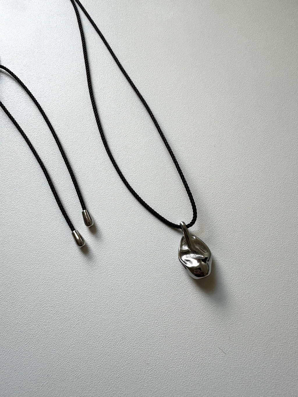 Metal Pearl Pendant