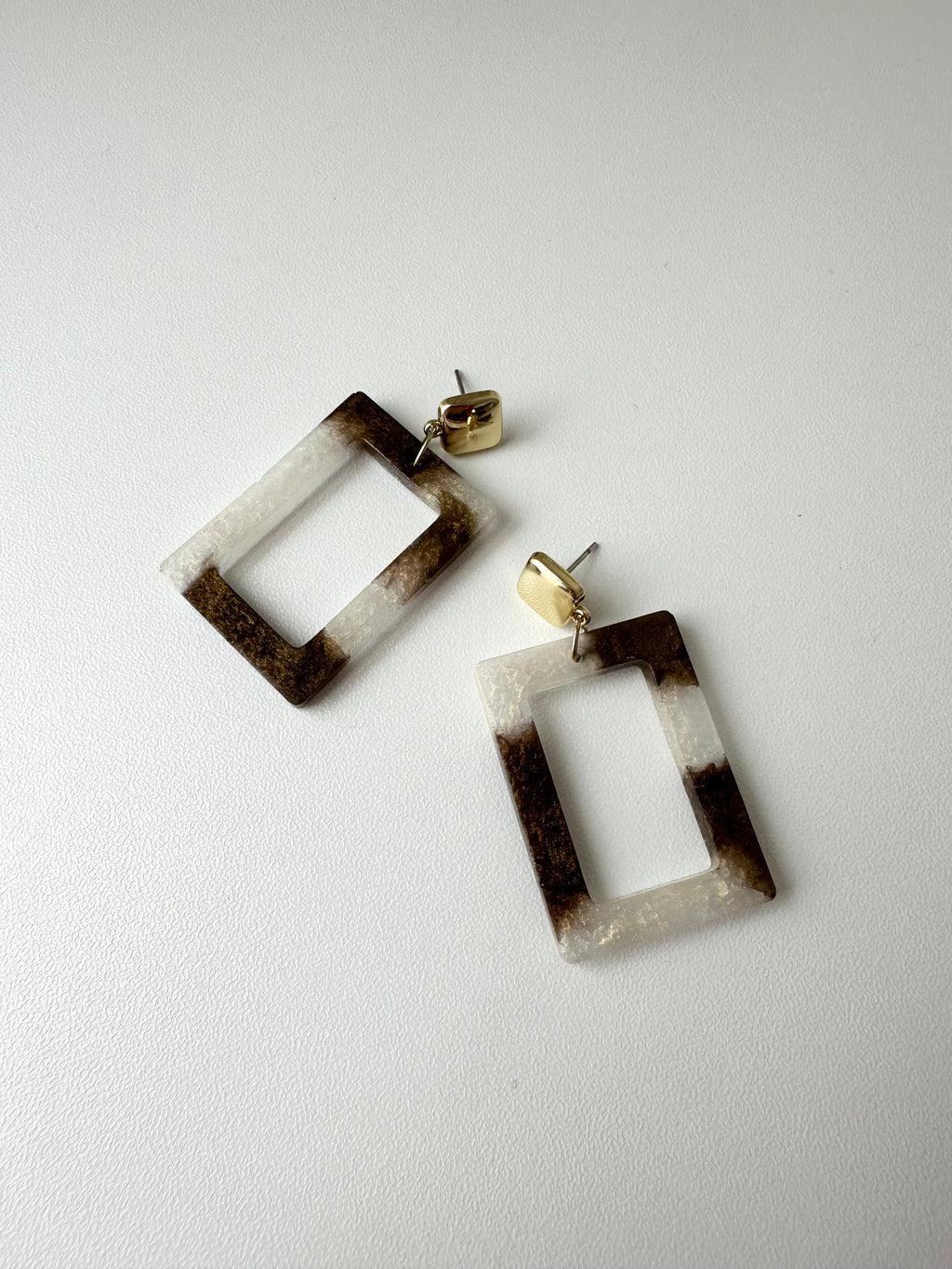 Brown & White Rectangles