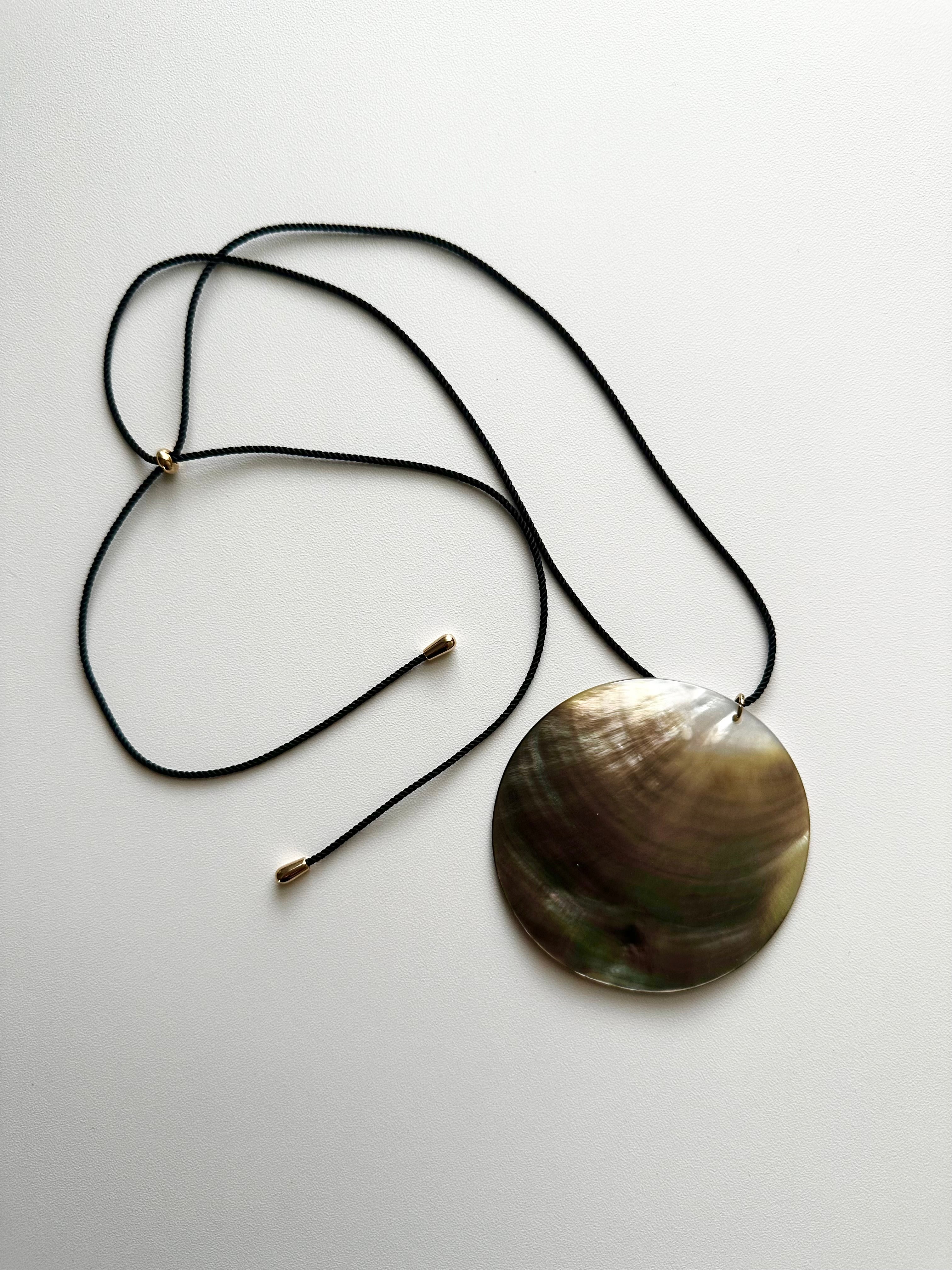 Oversized Shell Necklace